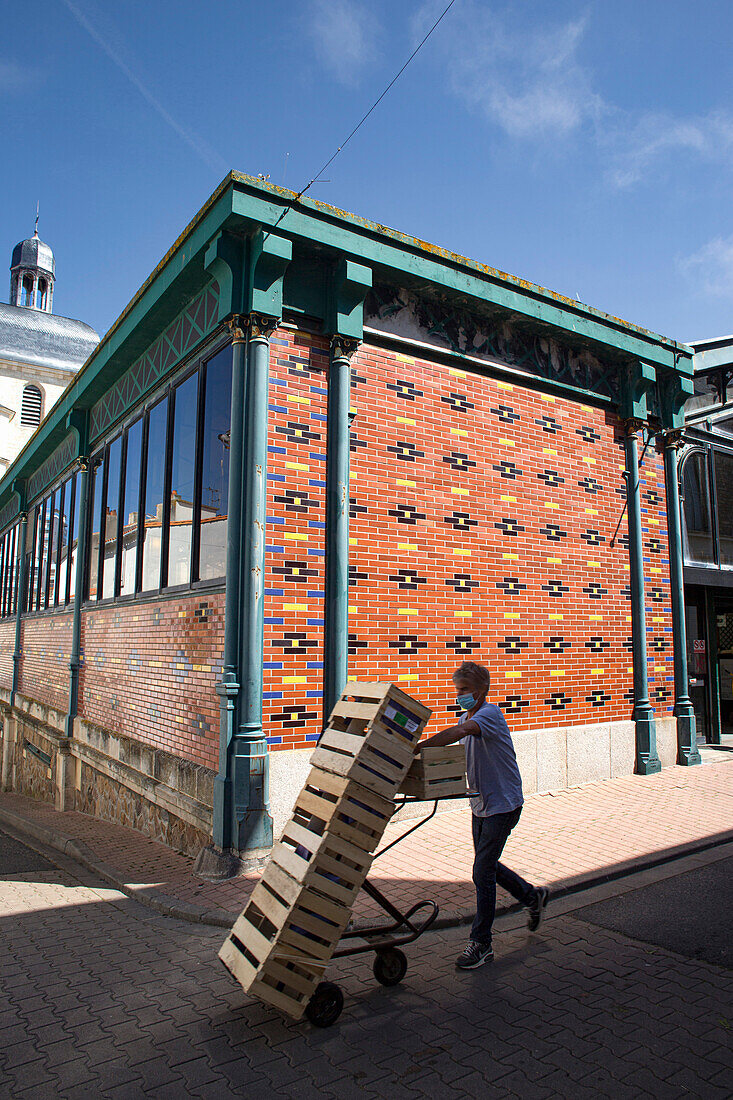 Frankreich,Les Sables d'Olonne,85,Marche des Halles Centrales,Lebensmittelmarkt,Mai 2021.