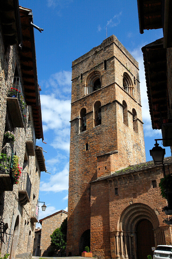 Spain,Aragon,Province of Huesca,Ainsa,medieval village