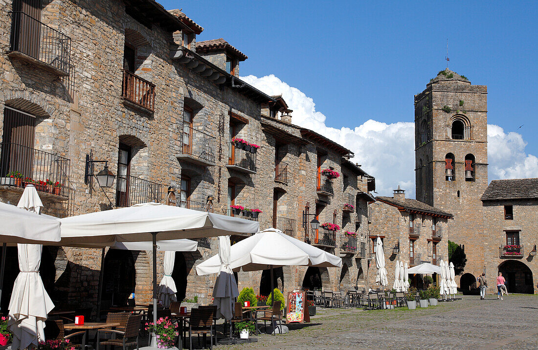 Spain,Aragon,Province of Huesca,Ainsa,medieval village