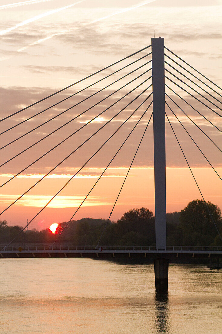 France,Nantes,44,Loire,Eric Tabarly bridge at sunrise,architecture by Marc Barani