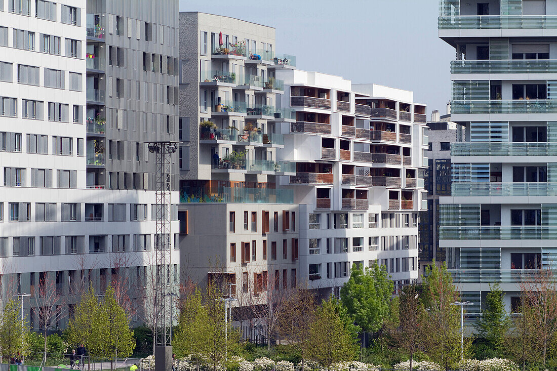 France,Paris,75,17th arrondissement,Clichy-les-Batignolles district,facaedes of the new buildings