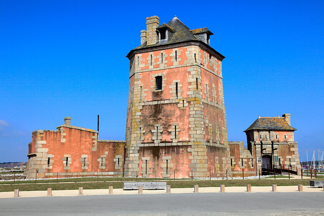 France,Brittany,Finistere department (29),Crozon peninsula,Camaret sur mer,Vauban tower (unesco world heritage)