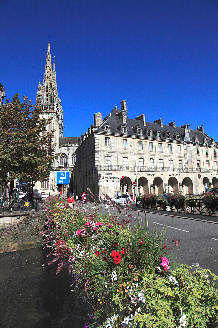 Frankreich,Bretagne,Departement Finistere (29),Quimper,Saint Corentin,Kathedrale