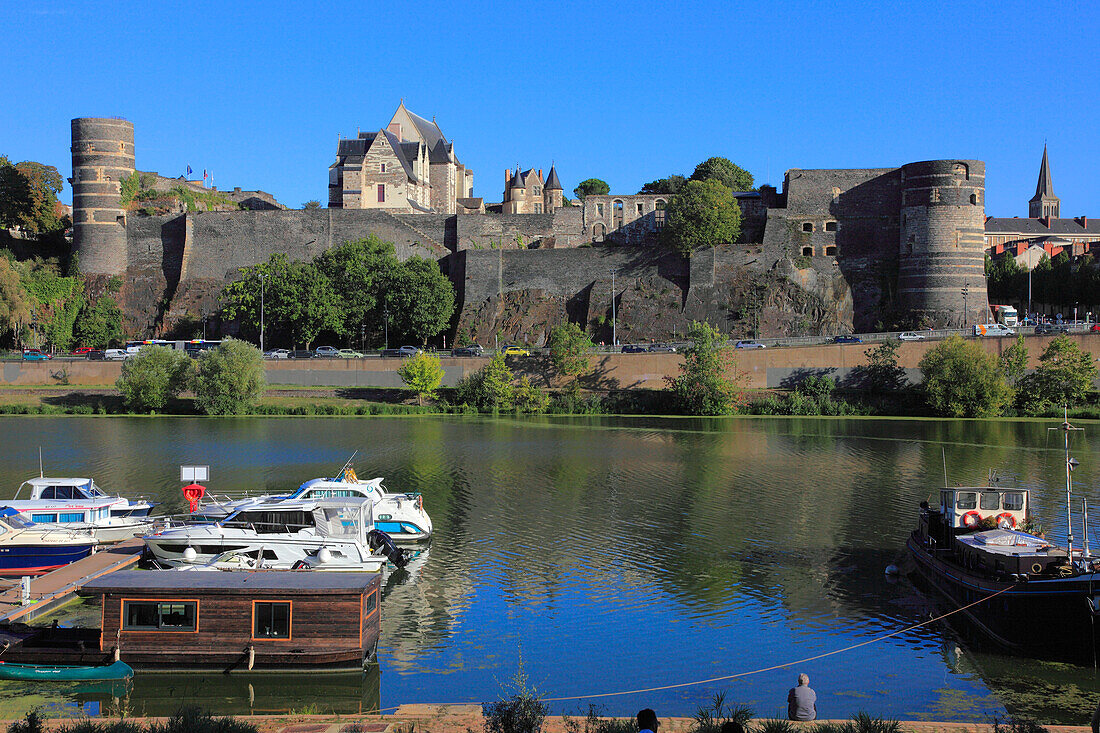 Frankreich,Pays de la loire,Maine et Loire (49),Angers,Schloss Angers und Fluss Maine