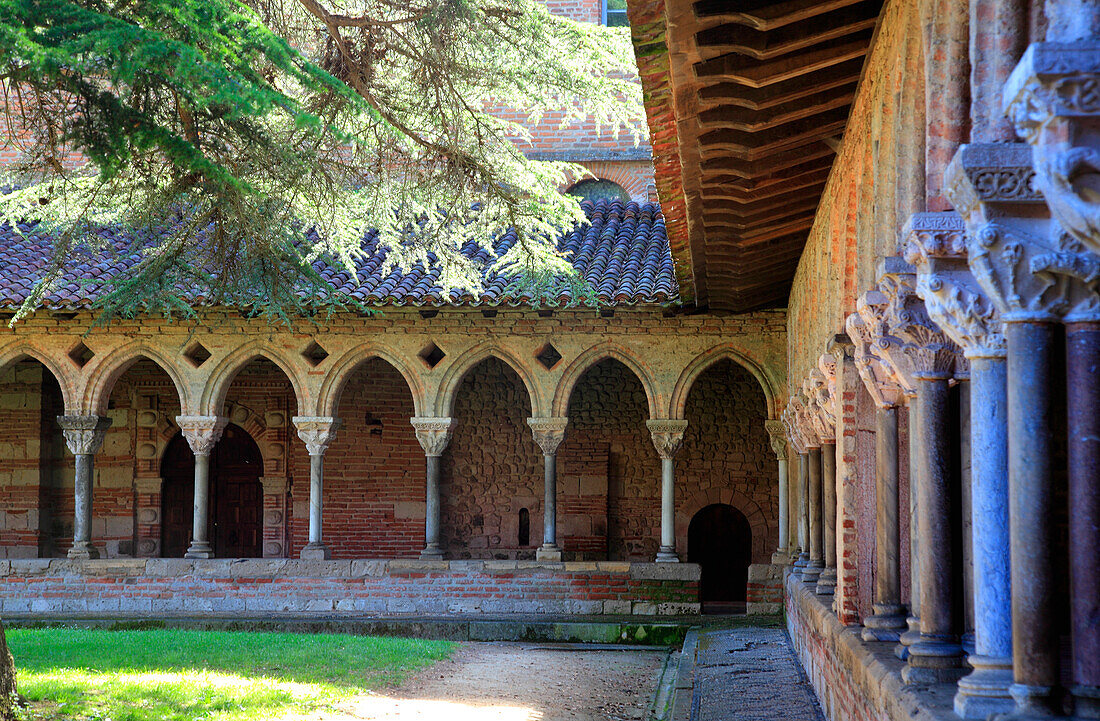 France,Occitanie,Tarn et garonne (82),Moissac,Saint Pierre abbey,the cloister,Unesco world heritage