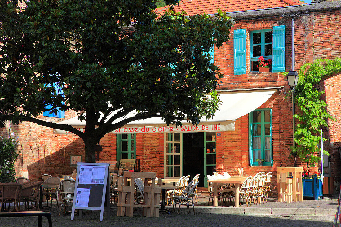 France,Occitanie,Tarn et garonne (82),Moissac,Durand de Bredon square,Unesco world heritage