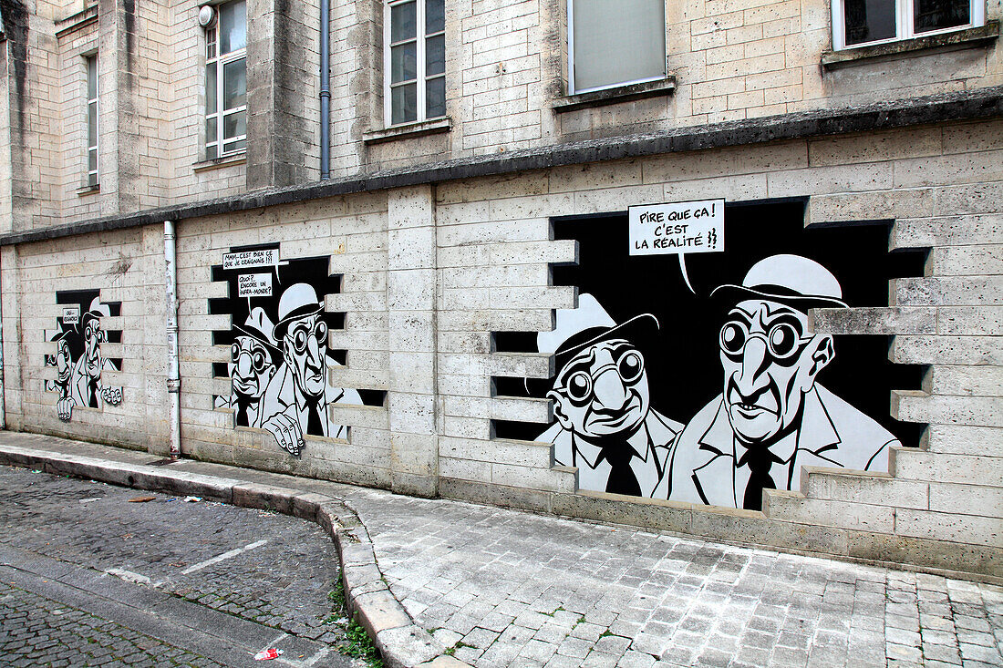 France,Nouvelle Aquitaine,Charente department(16) ,Angouleme,wall painting tour,comic book