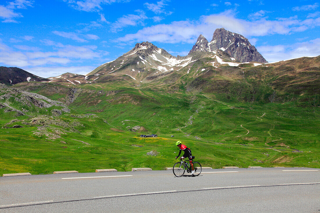 France,Nouvelle Aquitaine,Pyrenees Atlantiques department (64),Bearn,National park of Pyrenees,pic du midi d'Ossau