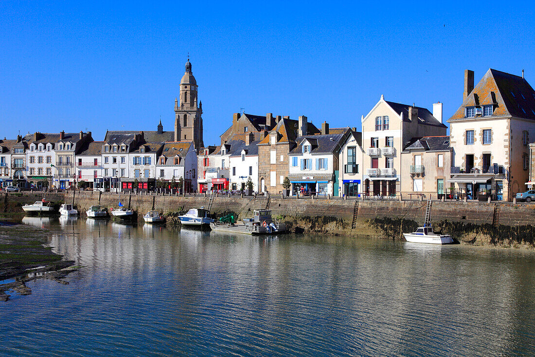 Frankreich,Pays de la Loire,Loire Atlantique (44),Le Croisic,Grande Chambre quay