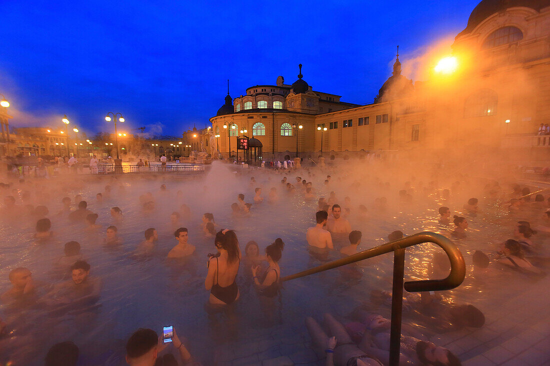 Europa,Ungarn,Budapest . Szechenyi baths