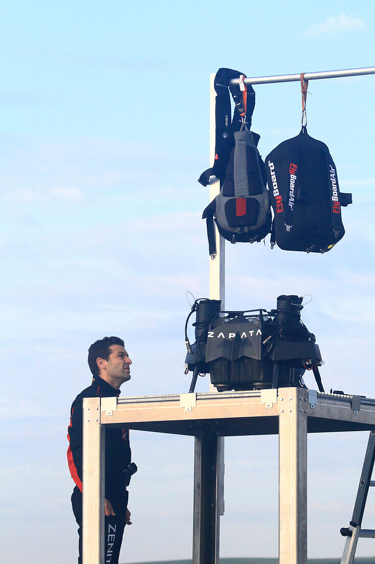 Departure of the crossing of the Channel successful on 04/08/2019 by Franky Zapata,the man flying with his Flyboard