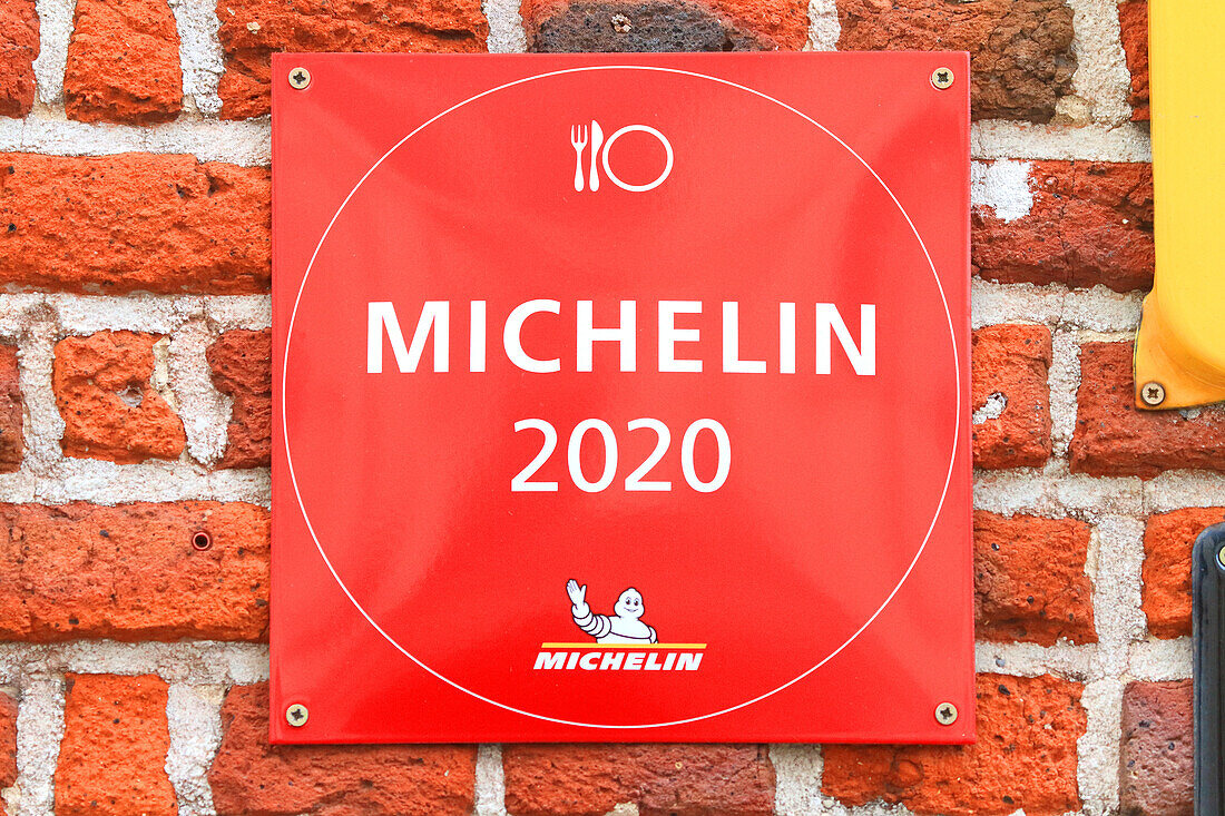 Award-winning restaurant in the Michelin Guide