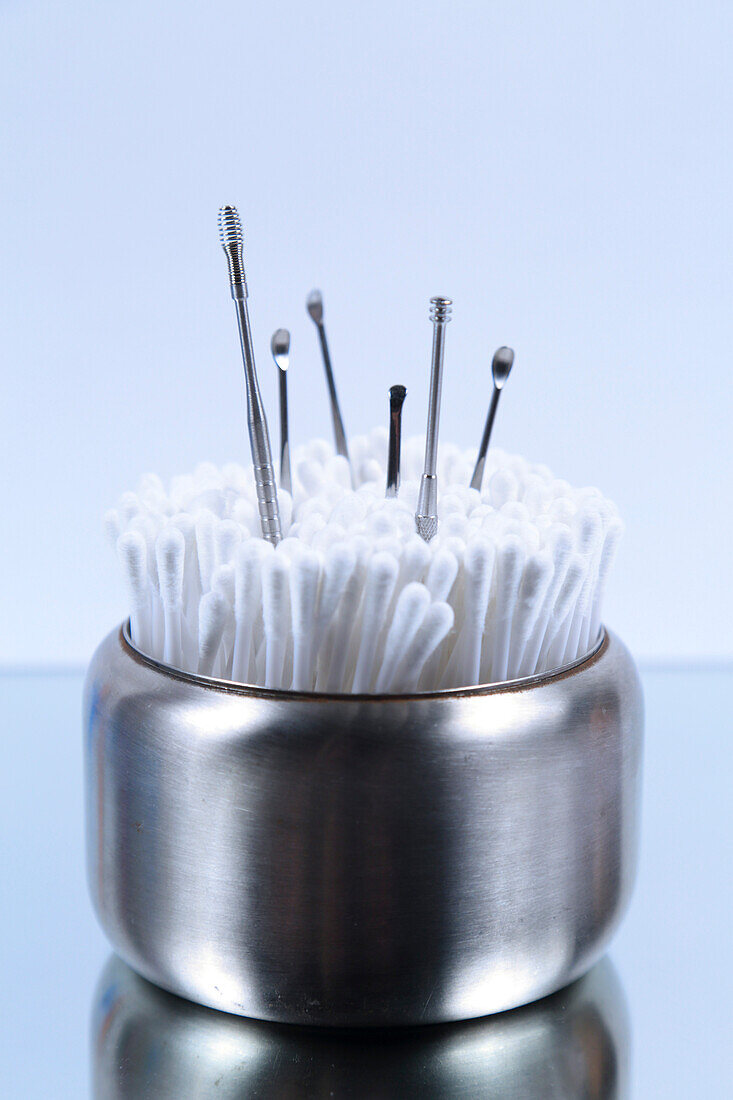 Environment,replacing cotton swabs with metal tools