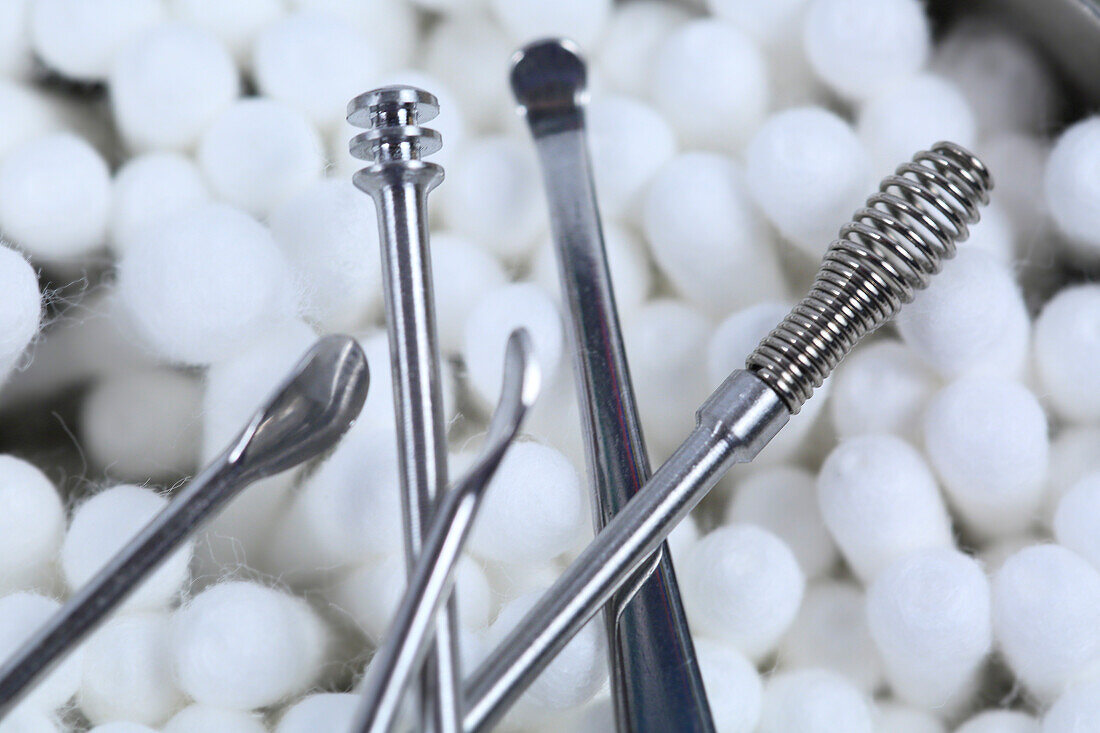 Environment,replacing cotton swabs with metal tools