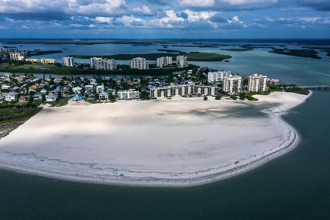 Usa,Florida. Lee County. Fort Myers beach. Estero Island. Big Carlos Pass