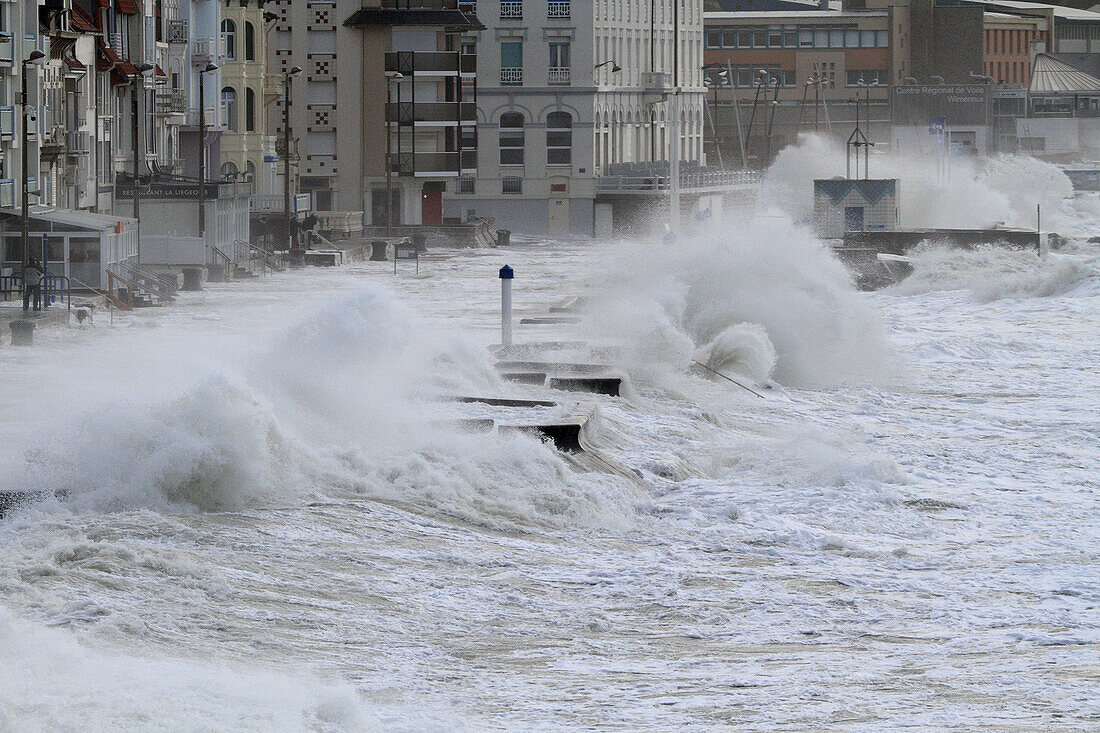 France,Hauts de France,Pas de Calais,Opal Coast,Ciara storm. Wimereux seaside