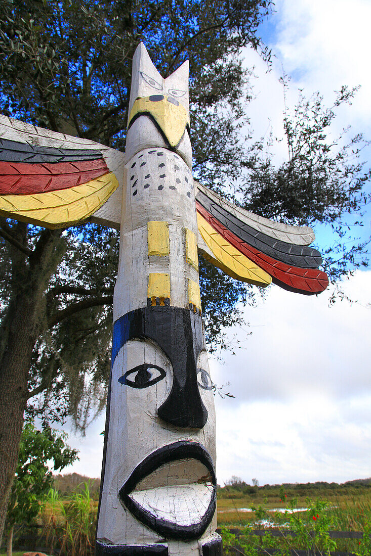 USA, Florida. Everglades. Seminolen-Totem