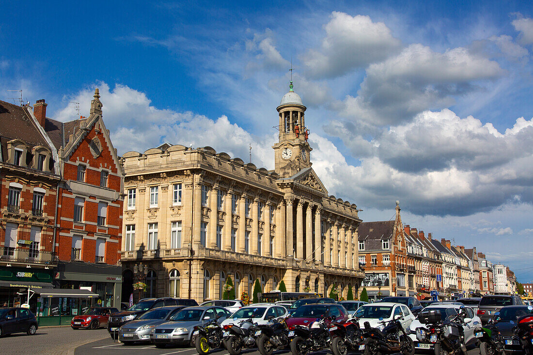 Frankreich,Hauts de France,Nord,Cambrai. Das Rathaus