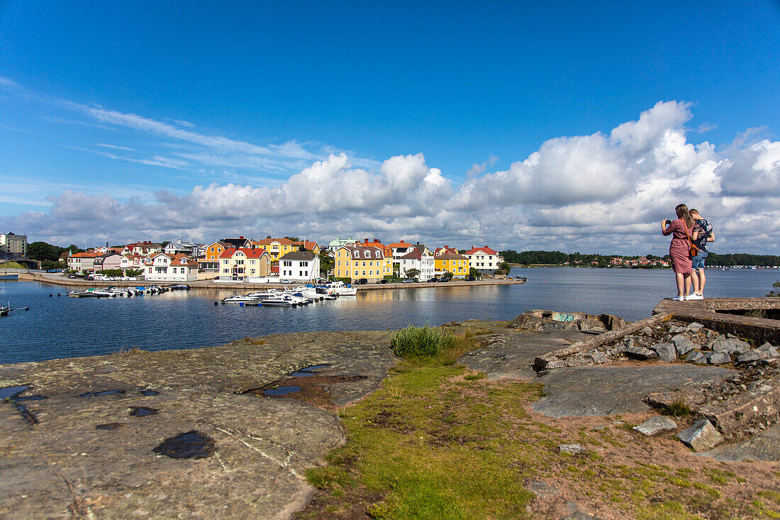 Europa,Skandinavien,Schweden. Karlskrona. Ekholmen Islan vom Stakholmen-Felsen