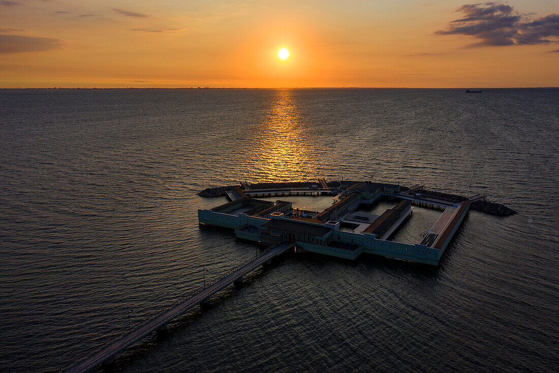 Europa, Skandinavien, Schweden. Schonen. Malmö. Freibad Ribersborgs Kallbadhus