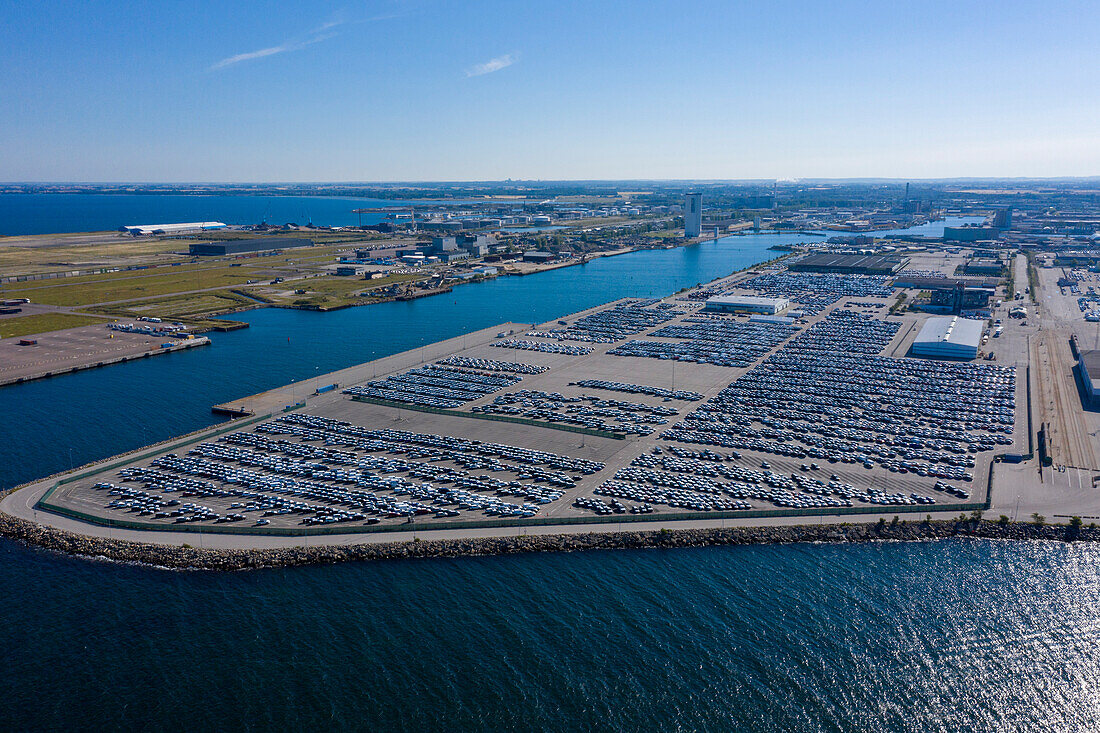 Europa, Skandinavien, Schweden. Schonen. Malmoe. Hafen,Autos