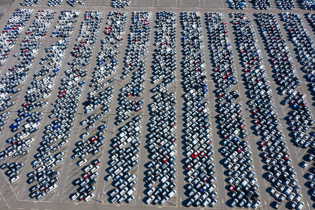 Europa, Skandinavien, Schweden. Schonen. Malmoe. Hafen,Autos