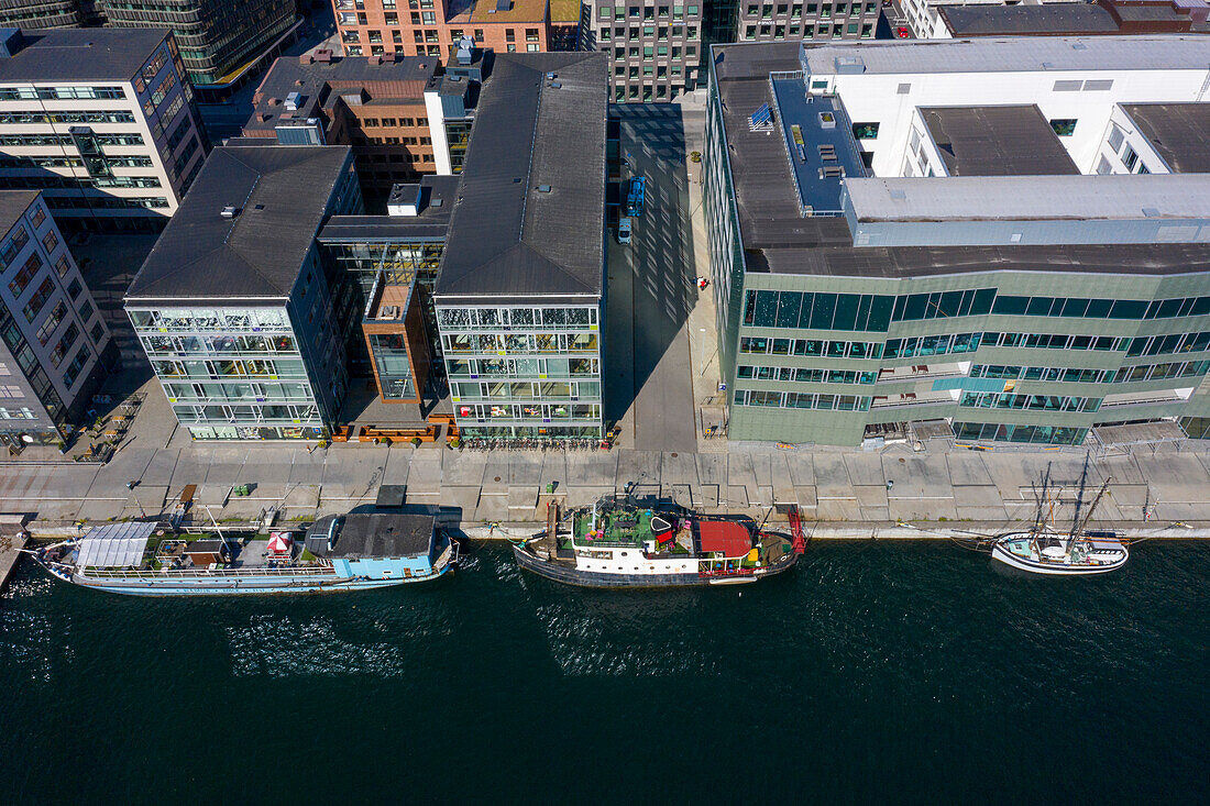 Europe,Scandinavia,Sweden. Skania. Malmoe. Inre Hamnen harbour