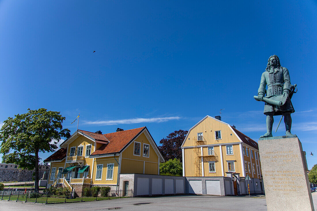 Europa,Skandinavien,Schweden. Karlskrona. Admiral Hans Wachtmeister. Monument. Kungsbron