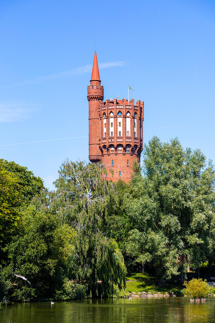 Europe,Scandinavia,Sweden. Scania. Landskrona. Saint Olof's lake and the old water tower