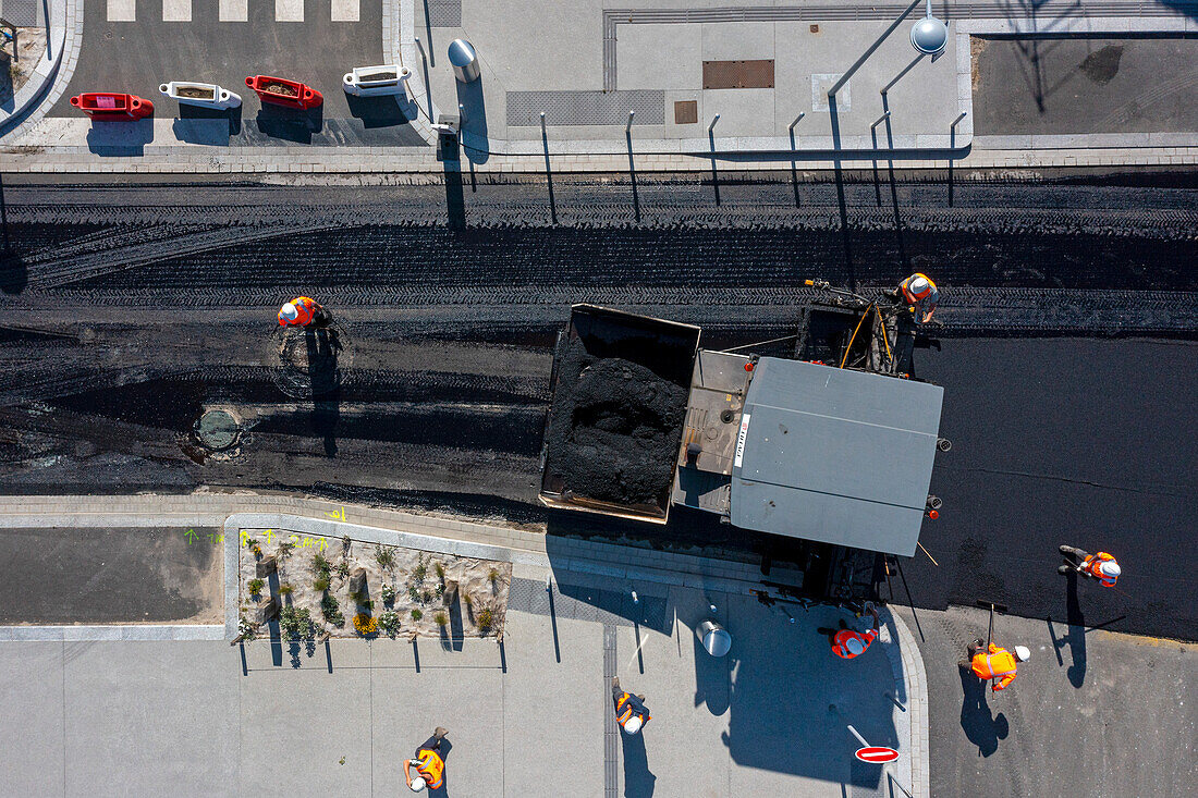 Bitumen,laying of asphalt on a road