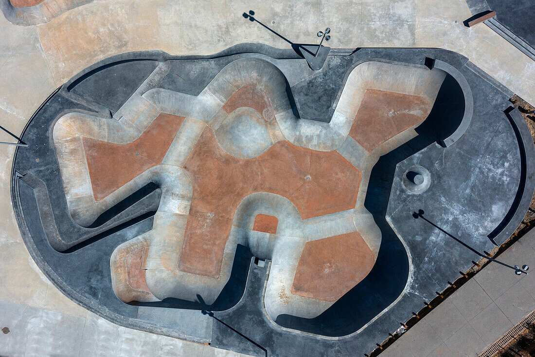 Frankreich,Hauts de France,Pas de Calais. Calais. Neuer Skatepark