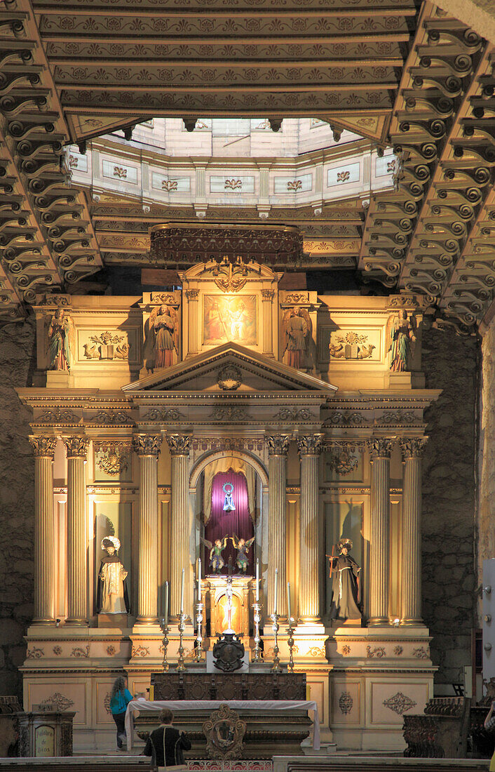 Chile,Santiago,Franziskanerkirche,innen,