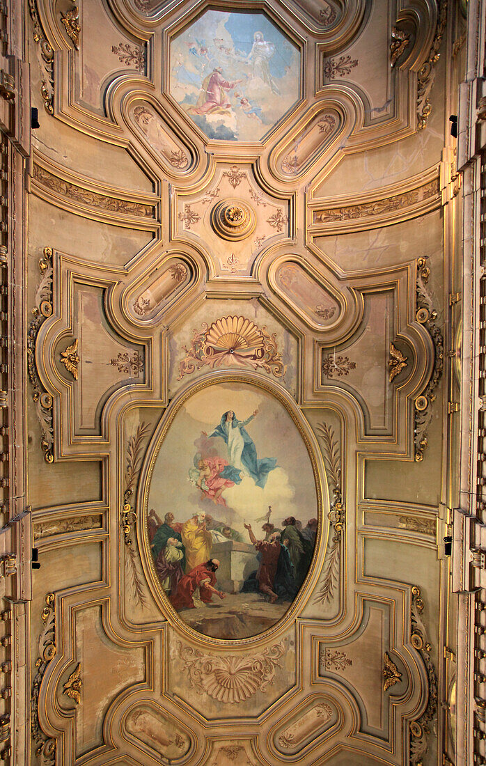 Chile,Santiago,Cathedral,interior,