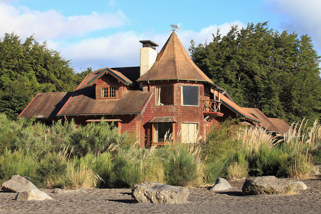 Chile,Lake District,Petrohue,house,building,traditional architecture,