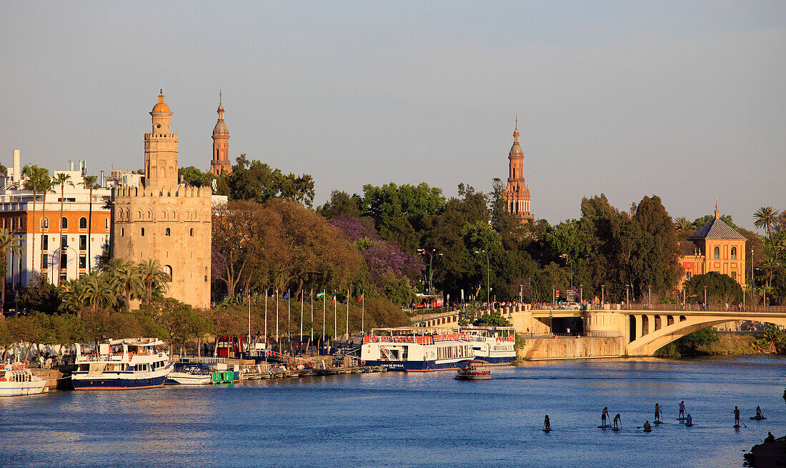 Spanien,Andalusien,Sevilla,Skyline,Fluss Guadalquivir