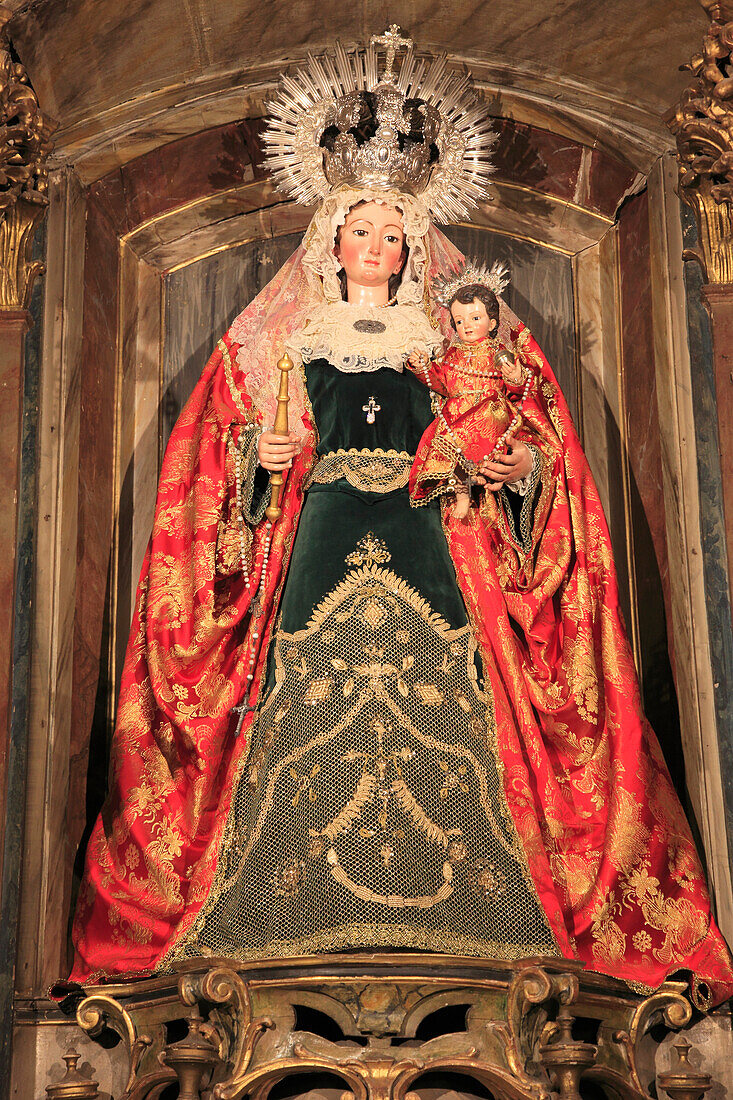 Spain,Andalusia,Seville,Iglesia San Pedro,church,interior