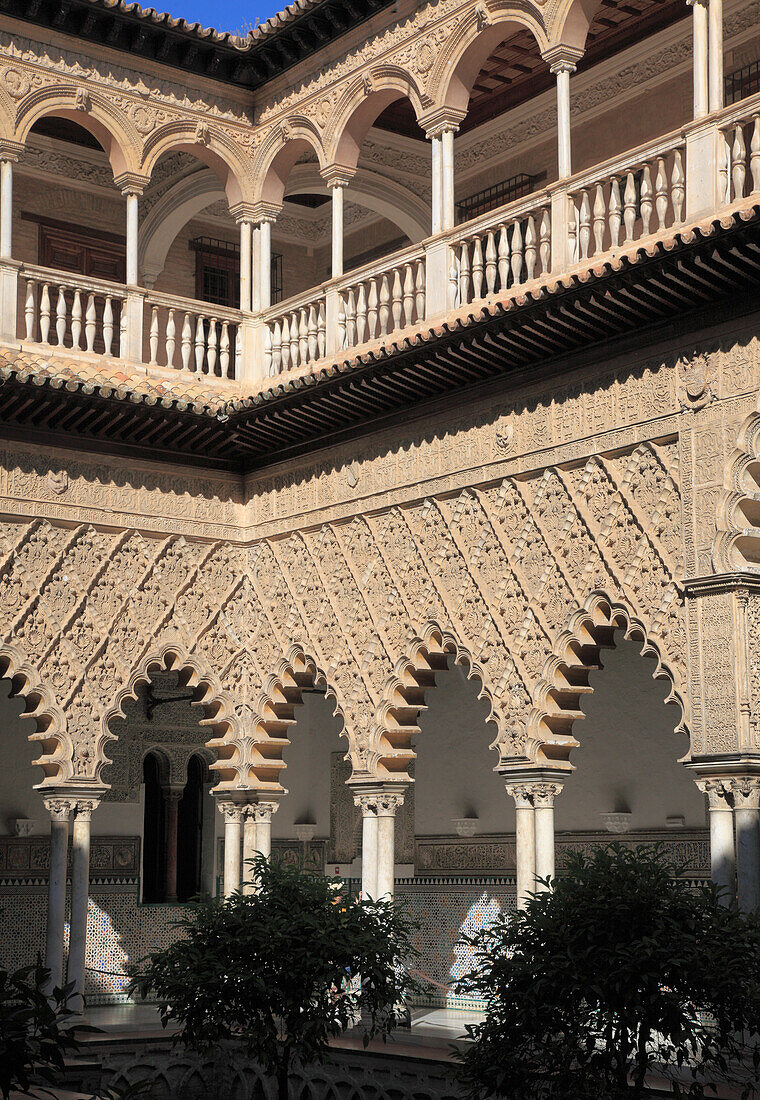 Spain,Andalusia,Seville,Real Alcazar,moorish royal palace,patio de las Doncellas