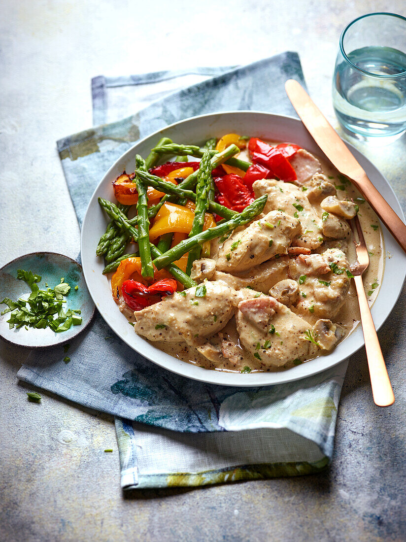 Chicken supreme with vegetables and herbs