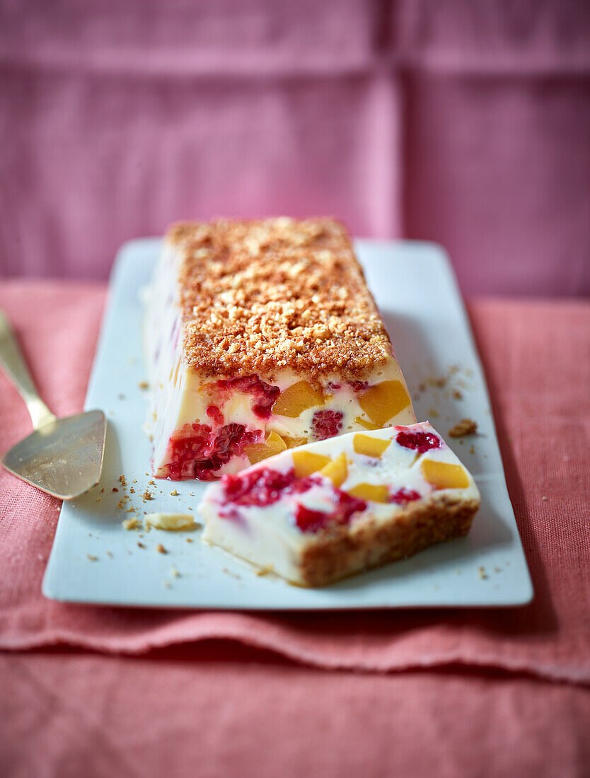 Pfirsich-Melba-Cheesecake