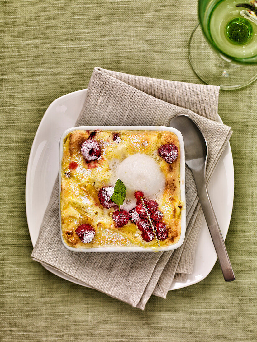 Clafouti mit Beeren