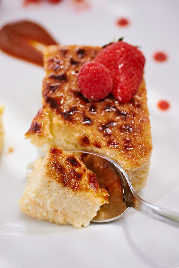 Korsischer Brocciu-Käsekuchen mit Beeren