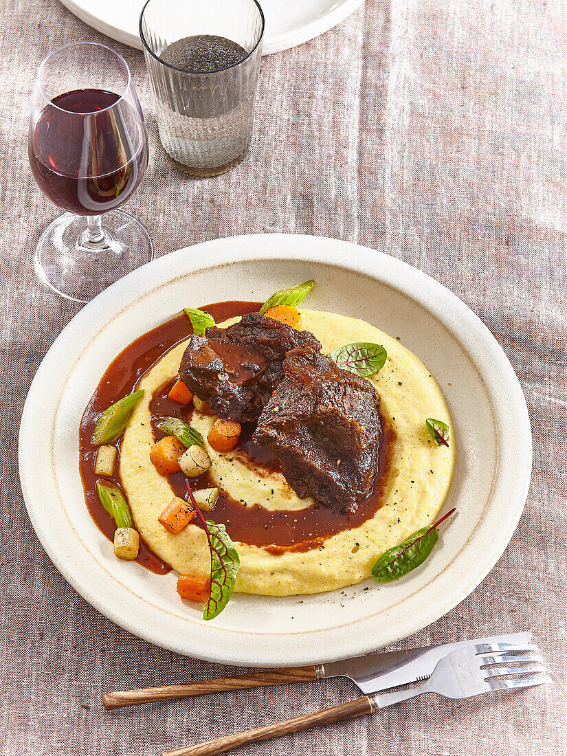 Braised beef cheeks with creamy polenta