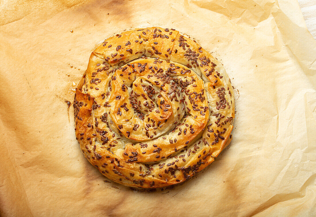 Börek mit Fleisch-Käse-Füllung