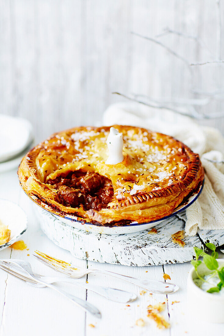 Rogan Josh Lamm-Pie mit Koriander-Chutney