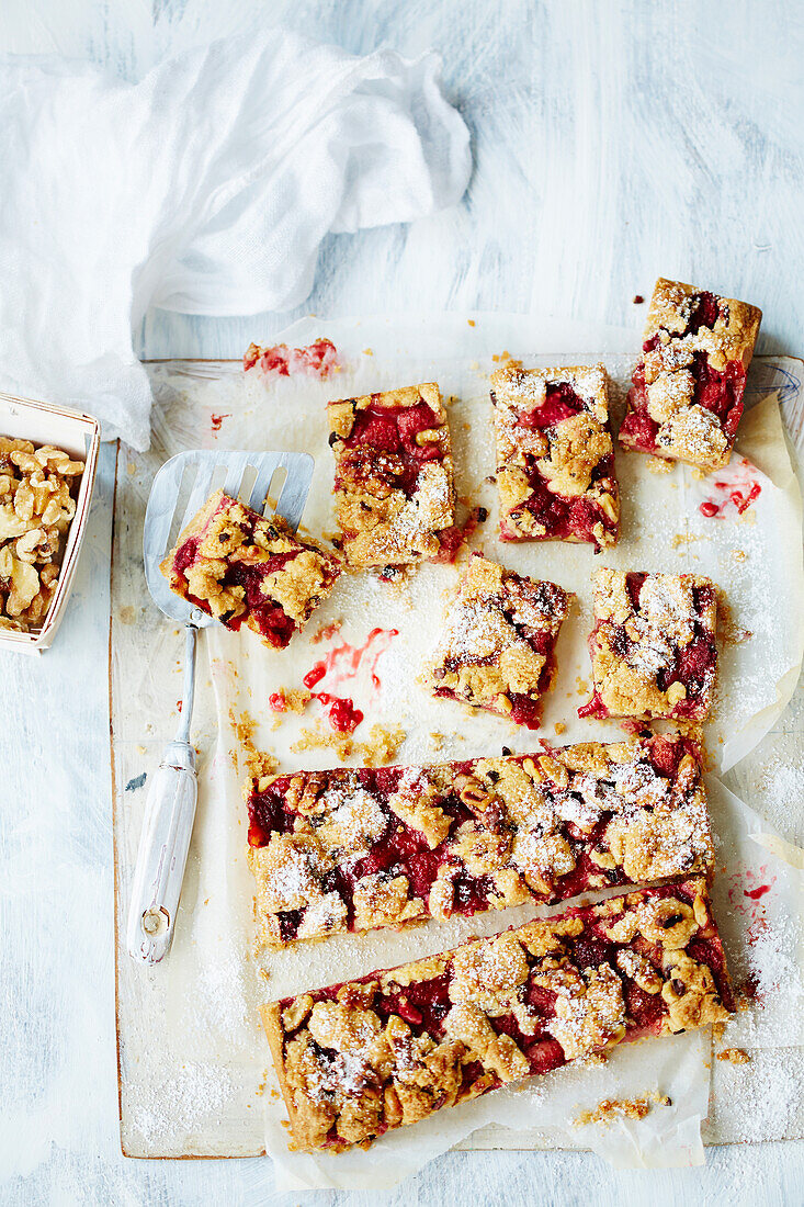 Berry and walnut crumble cake