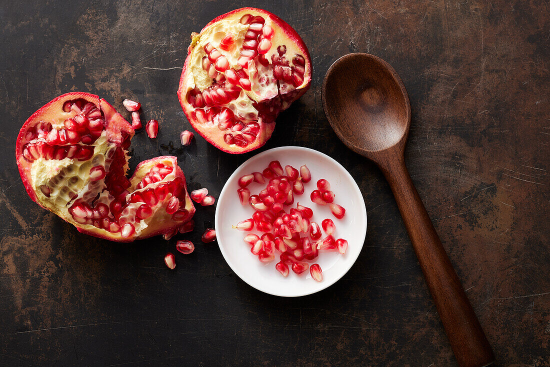 Pomegranate seeds, peeled and hulled