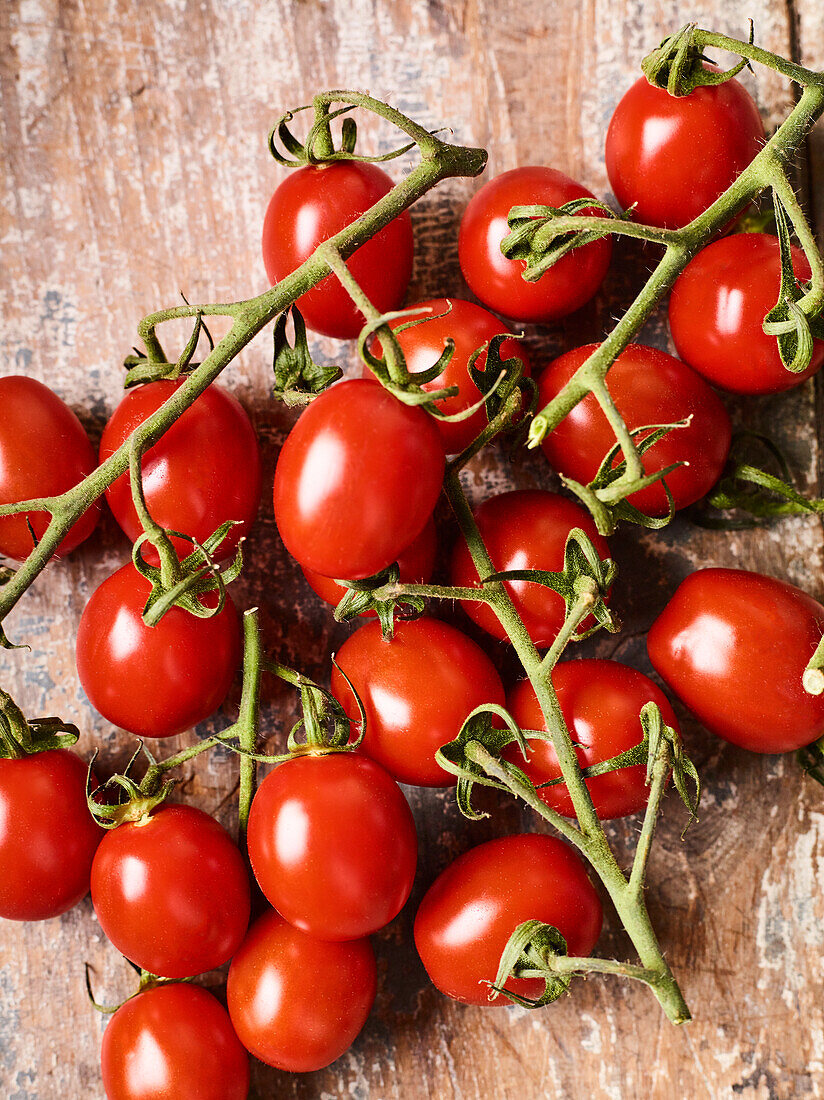 Cherry tomatoes on the vine