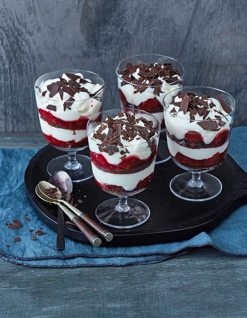 Schwarzwälder Kirsch Dessert im Glas