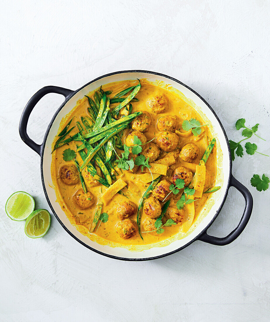 Thai meatball curry with green vegetables