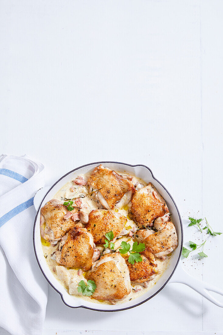 Chicken thighs in a creamy sauce